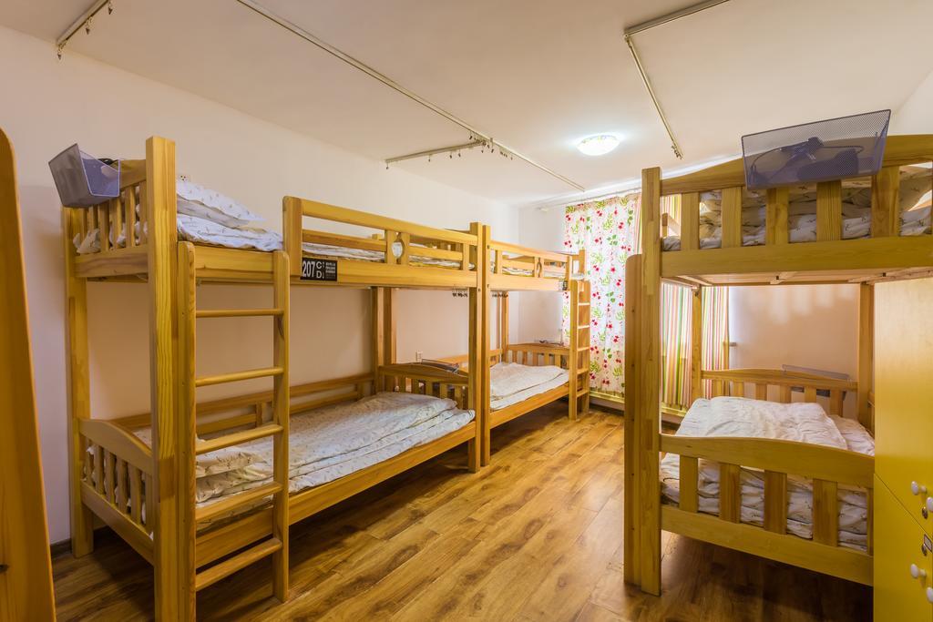 Dalian Buzz Light Year Youth Hostel מראה חיצוני תמונה