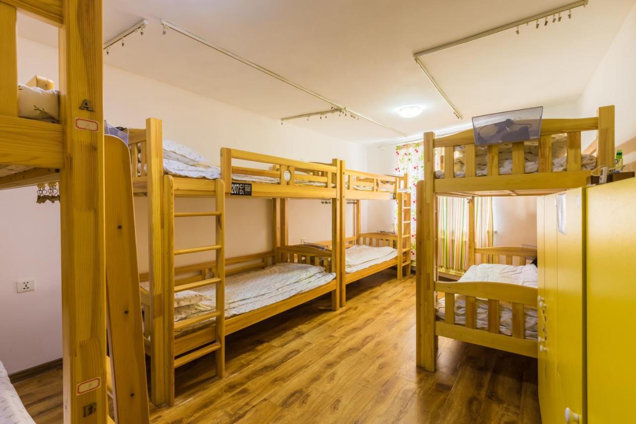 Dalian Buzz Light Year Youth Hostel מראה חיצוני תמונה
