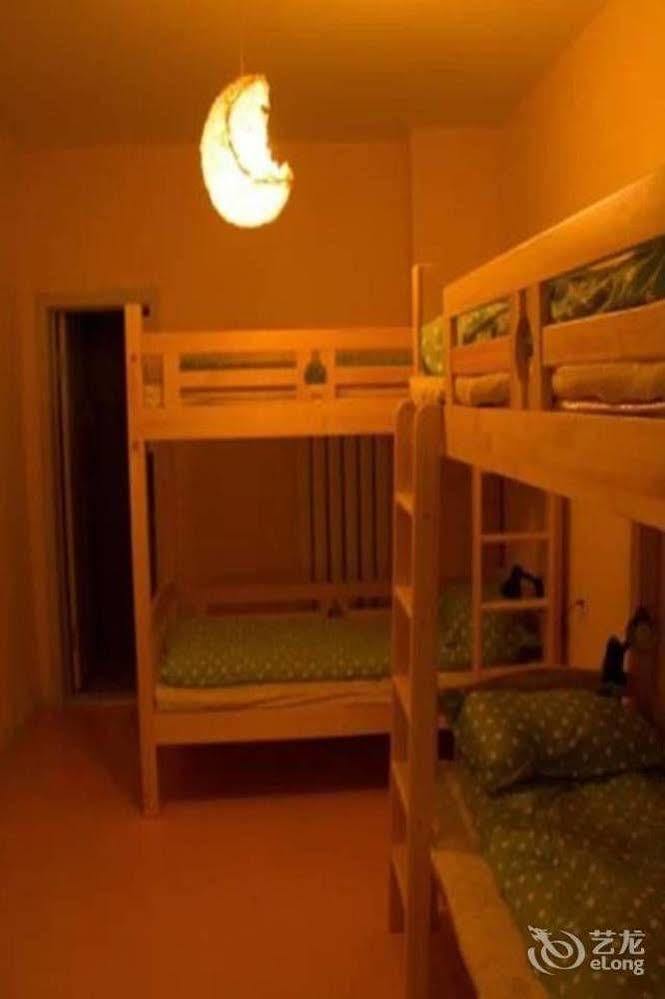 Dalian Buzz Light Year Youth Hostel מראה חיצוני תמונה